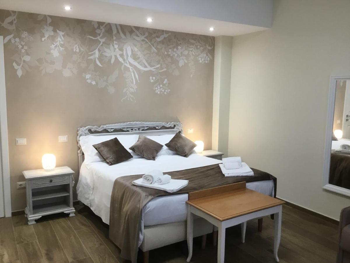 Cavaliere Suite & Rooms Matera Bagian luar foto