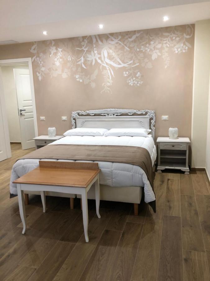 Cavaliere Suite & Rooms Matera Bagian luar foto