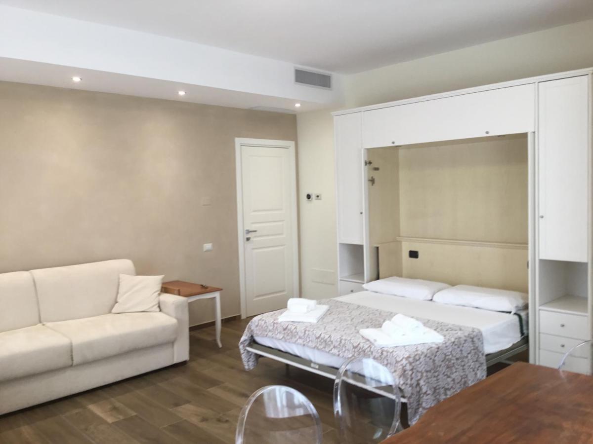 Cavaliere Suite & Rooms Matera Bagian luar foto